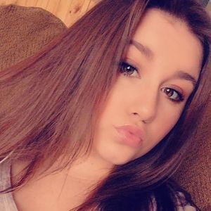 Meet your Posher, Lydia